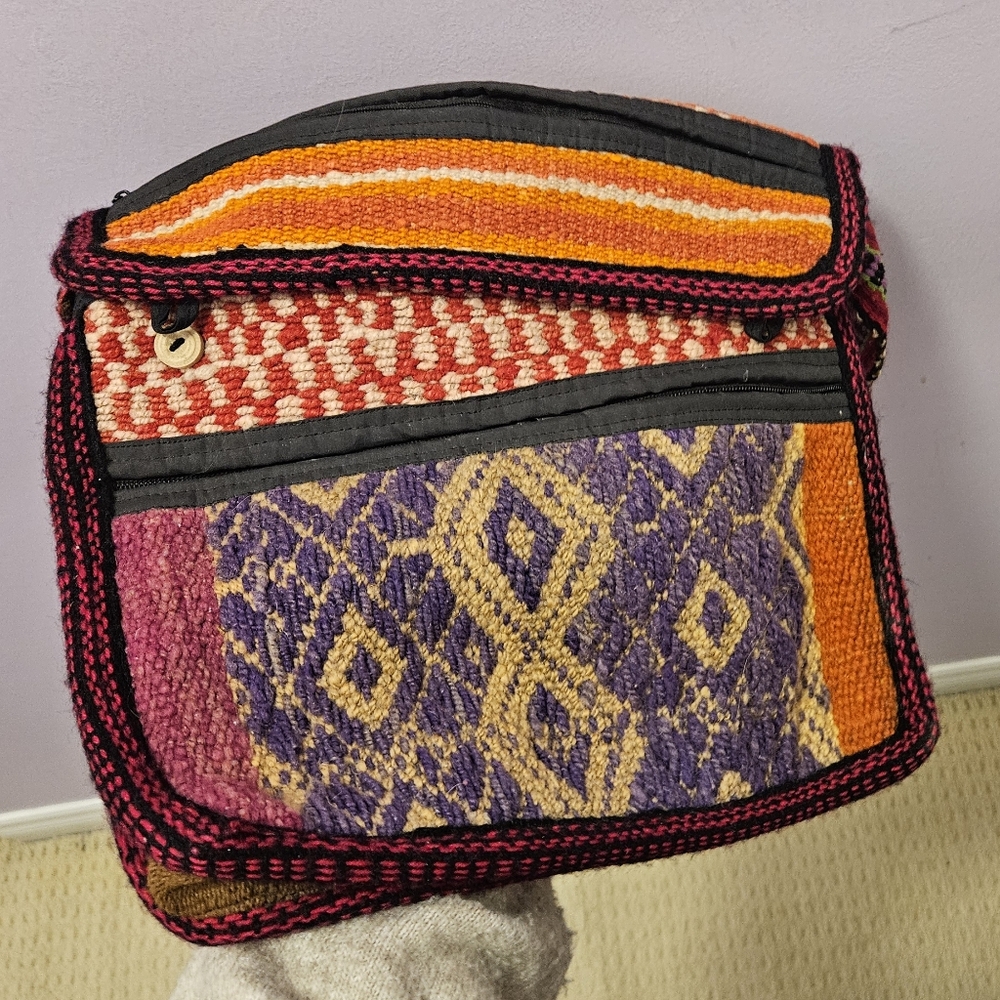 Peruvian Messenger Bag - Picture 5 of 7